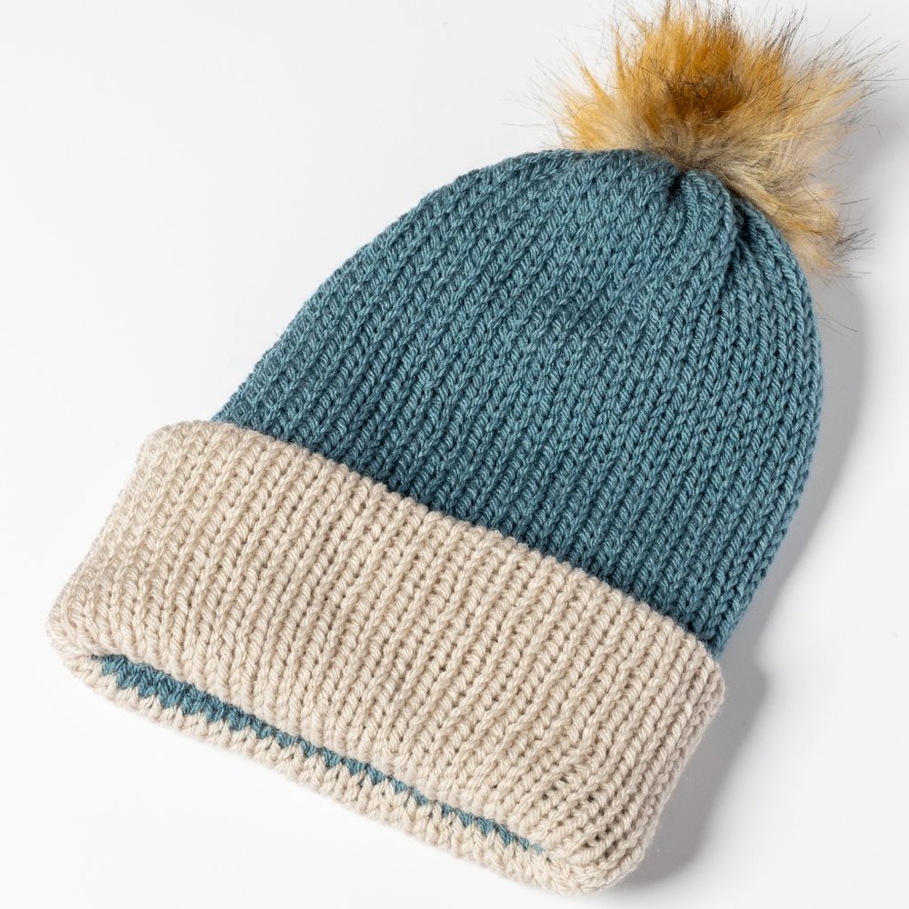 Knit toque two tone